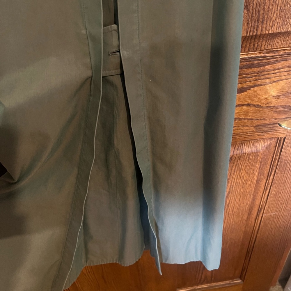 Iconic Vintage Burberry Trench Coat - Picture 7 of 11